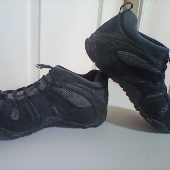 Merrill Shoes - Picture 5 of 8